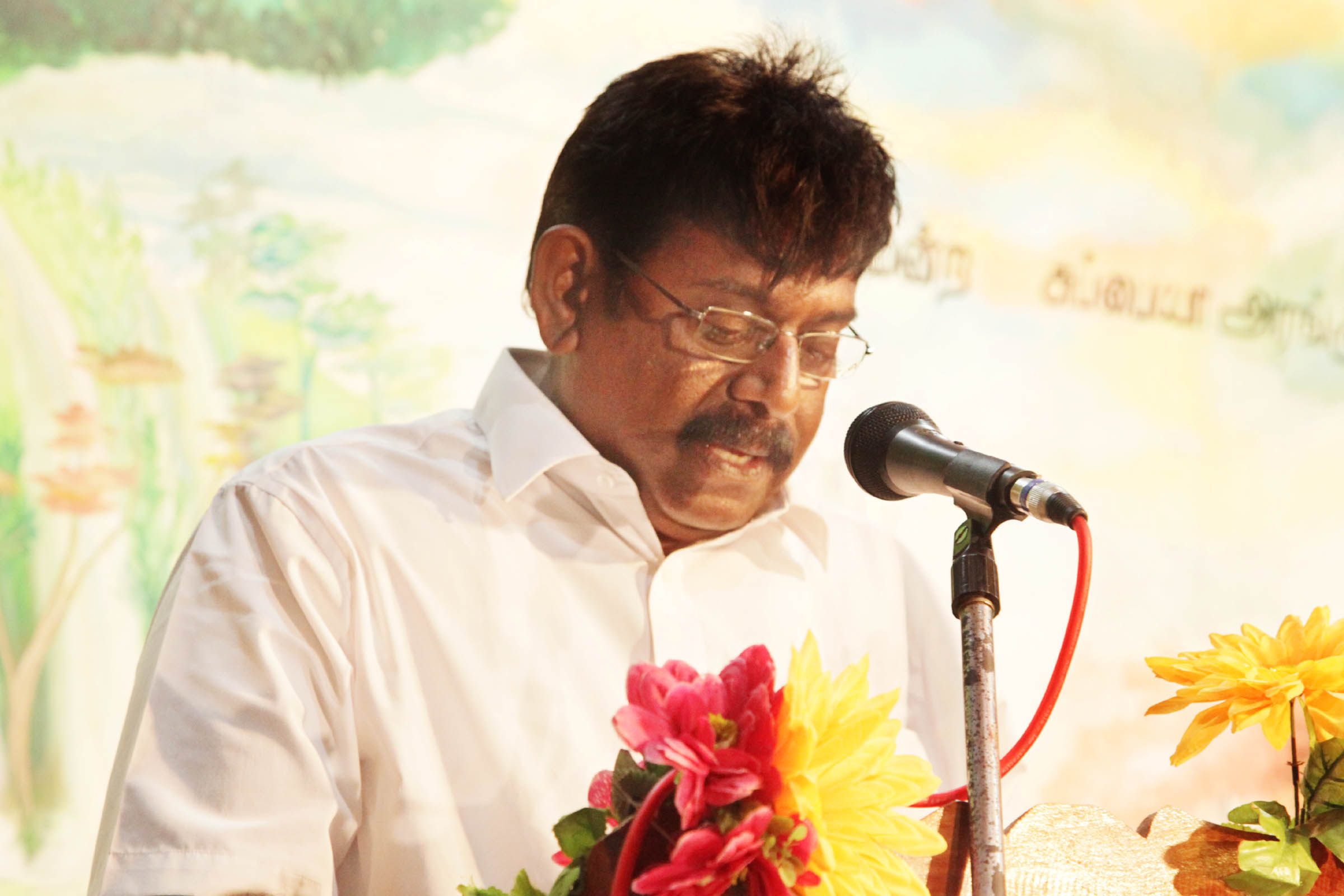 வடக்கு - கிழக்கைப் பிரித்தமைக்காகத் தமிழ் மக்களிடம் மன்னிப்பைக் கோருமா? - பொ. ஐங்கரநேசன் கேள்வி